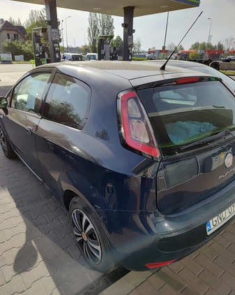 Fiat Punto cena 13500 przebieg: 195000, rok produkcji 2011 z Gdańsk małe 154